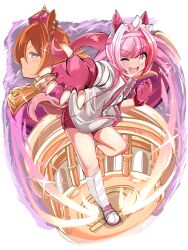  2girls ;d absurdres animal_ears bow brown_hair buruma commentary_request crown ear_bow fingerless_gloves gloves gym_shirt gym_uniform hair_between_eyes haru_urara_(umamusume) highres horse_ears horse_girl horse_tail jacket kneehighs long_hair looking_at_viewer mini_crown multiple_girls one_eye_closed open_clothes open_jacket outstretched_arm pink_gloves pink_hair ponytail profile purple_eyes red_buruma shi_(kamokamo910) shirt shoes smile socks standing standing_on_one_leg striped_clothes striped_socks t.m._opera_o_(umamusume) tail umamusume v-shaped_eyebrows white_background white_bow white_jacket white_shirt white_shoes 