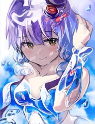  air_bubble arm_up blue_background blue_sky breasts brown_eyes bubble commentary_request female fish goldfish hair_ornament hand_in_own_hair highres liquid_clothes liquid_hair medium_breasts purple_hair see-through_body short_hair_with_long_locks sky solo upper_body vocaloid voiceroid wind_chime yasuhara_roku yuzuki_yukari 