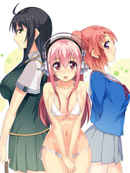  3girls ahoge bikini black_hair blush breasts breasts_squeezed_together commentary_request crossover gia_kon green_eyes headphones kagari_ayaka large_breasts long_hair looking_at_viewer mikakunin_de_shinkoukei multiple_girls nitroplus pink_hair profile purple_eyes red_eyes school_uniform season_connection short_hair side-tie_bikini_bottom skirt super_sonico swimsuit two_side_up witch_craft_works yonomori_kobeni 