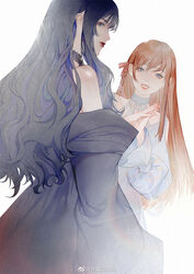  2girls bare_shoulders black_choker black_dress black_hair choker detached_sleeves dress final_fantasy final_fantasy_xiv from_behind from_side gaia_(ff14) hands_up highres hyur kai_guan_jishi_o lace-trimmed_choker lace_trim long_hair long_sleeves looking_at_viewer looking_back multiple_girls orange_hair own_hands_together red_lips ryne_waters sidelocks simple_background smile upper_body wavy_hair weibo_logo weibo_watermark white_background white_dress wide_sleeves 