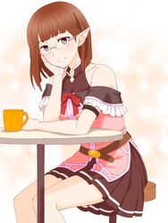  bare_shoulders belt blunt_bangs bow brown_hair brown_skirt cup dungeon_ni_deai_wo_motomeru_no_wa_machigatteiru_darou_ka eina_tulle elbows_on_table elf female glasses green_eyes hand_on_own_cheek hand_on_own_face highres maou_(ajtdmw369) mug pink_background pointy_ears red_bow simple_background sitting skirt smile solo stool table 