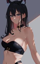  absurdres animal_ear_fluff animal_ears arknights bandeau bare_shoulders binware black_choker black_hair breasts brown_eyes choker cleavage commentary crop_top extra_ears female highres large_breasts long_hair looking_at_viewer midriff solo stomach strapless texas_(arknights) tube_top upper_body wolf_ears 