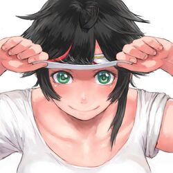  black_hair blindfold blindfold_lift collarbone commentary_request female green_eyes indie_virtual_youtuber looking_at_viewer minori_yumeko multicolored_hair shirt short_hair shu-mai simple_background smile solo streaked_hair t-shirt upper_body virtual_youtuber white_background white_shirt 