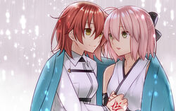  2girls ahoge black_bow blonde_hair bow breasts chaldea_uniform collarbone commentary_request fate/grand_order fate_(series) fujimaru_ritsuka_(female) hair_between_eyes hair_ornament hairbow hira_(daphne) holding_hands japanese_clothes kimono large_breasts multiple_girls okita_souji_(fate) okita_souji_(koha-ace) orange_hair short_hair short_kimono side_ponytail smile yellow_eyes 