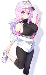  bare_shoulders black_pants black_sports_bra blush breasts closed_mouth commentary_request cross-laced_footwear cu-no double-parted_bangs feet_out_of_frame female hair_between_eyes hat highres hisen_kaede jacket large_breasts leg_up looking_at_viewer medium_hair pants partially_unzipped purple_eyes purple_hair simple_background single_hair_intake sleeves_rolled_up smile solo sports_bra standing standing_on_one_leg visor_cap white_background white_footwear white_hat white_jacket yayoi_sakura 