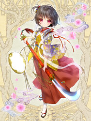  brown_hair commentary_request dairoku_ryouhei female full_body hair_ornament hakama hakama_skirt holding holding_polearm holding_weapon japanese_clothes looking_at_viewer naginata nyan5000 official_art pink_eyes polearm red_hakama short_hair skirt solo standing weapon white_legwear 