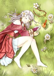  animal aplche bad_id bad_pixiv_id bird clenched_hand derivative_work elbow_gloves female fire_emblem fire_emblem:_radiant_dawn gloves grass grey_hair long_hair looking_at_viewer lying micaiah_(fire_emblem) micaiah_(queen_of_dawn)_(fire_emblem) on_side outdoors solo 