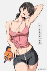  1other absurdres arm_behind_head artist_name bag black_hair black_shorts breasts chainsaw_man cross_scar female highres large_breasts long_hair midriff mikey_pie navel pink_shirt pochita_(chainsaw_man) ringed_eyes scar scar_on_cheek scar_on_face shirt shorts shoulder_bag simple_background white_background yoru_(chainsaw_man) 