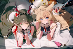  2girls absurdres animal_ears arknights arknights:_endfield bare_shoulders bird_ears bird_girl black_gloves black_hair blonde_hair blue_eyes breasts chinese_commentary chongchongbao_mushi cleavage closed_mouth commentary_request dragon_bean_(arknights) dragon_girl dragon_horns eastern_dragon_horns endministrator_(arknights) female_endministrator_(arknights) gloves green_eyes gugugaga_(meme) hands_on_own_chin highres horns hypnosis_app large_breasts long_hair looking_at_viewer meme multicolored_hair multiple_girls perlica_(arknights) pointy_ears red_hair red_horns revision zhuang_fangyi_(arknights) 