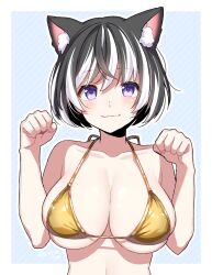  :3 absurdres animal_ear_fluff animal_ears bare_shoulders bikini black_hair blush breasts cat_ears cat_girl cleavage collarbone commentary female gold_bikini hair_between_eyes hanekawa_tsubasa highres large_breasts looking_at_viewer manimani_(mani_ma) monogatari_(series) multicolored_hair paw_pose purple_eyes short_hair simple_background skindentation smile solo swimsuit upper_body white_hair 