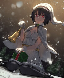  aito black_hair breasts christmas closed_mouth commentary_request fate/grand_order fate_(series) female hat highres looking_at_viewer ortlinde_(fate) ortlinde_(ring_the_bell)_(fate) pantyhose red_eyes short_hair smile solo valkyrie_(fate) 