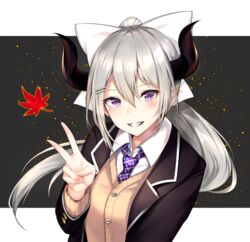  black_background black_jacket blazer bow breasts collared_shirt commentary_request demon_horns fangs female grey_hair grin hair_between_eyes hair_ornament hairbow hairclip higuchi_kaede horns jacket leaf long_hair long_sleeves looking_at_viewer maple_leaf medium_breasts mole mole_under_eye necktie nijisanji plaid_necktie ponytail purple_eyes purple_necktie shirt simple_background smile solo sweater upper_body v virtual_youtuber white_bow white_shirt wing_collar yellow_sweater yuyu_(yuyuworks) 