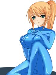  blonde_hair bodysuit breasts female green_eyes huge_breasts latex long_hair metroid p3 ponytail samus_aran sitting skin_tight solo white_background zero_suit 