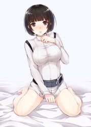  barefoot bed belt blush bodysuit breasts brown_eyes brown_hair commentary_request dabadhi female highres hoshijiro_shizuka large_breasts looking_at_viewer parted_lips short_hair sidonia_no_kishi sitting solo wariza 