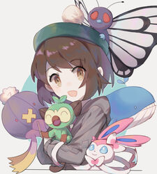  :d absurdres blue_eyes bow brown_eyes brown_hair butterfree chinese_commentary closed_mouth drifblim fangs female gloria_(pokemon) grey_hoodie grookey hat highres hood hood_down hoodie hug idass_(idass16) long_sleeves looking_at_viewer open_mouth pink_bow pokemon pokemon_(creature) pokemon_swsh short_hair sidelocks simple_background smile sprout sylveon two-tone_background two-tone_bow upper_body wailord white_background 