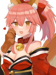  animal_ear_fluff animal_ears animal_hands bare_shoulders bell breasts cat_paws cleavage detached_sleeves fate/grand_order fate_(series) female fox_ears fox_girl fox_tail gloves hair_ribbon heart japanese_clothes jingle_bell kimono large_breasts long_hair looking_at_viewer looking_to_the_side marimo_mdmg neck_bell open_mouth paw_gloves pink_hair red_kimono red_ribbon ribbon simple_background solo tail tamamo_(fate) tamamo_cat_(fate) tamamo_cat_(first_ascension)_(fate) white_background yellow_eyes 