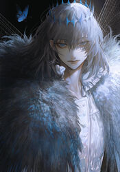  1boy au_(d_elete) black_background blue_eyes bug butterfly closed_mouth commentary crown diamond_hairband fate/grand_order fate_(series) fur_collar fur_trim grey_fur grey_hair hair_between_eyes high_collar highres insect_wings looking_at_viewer male_focus medium_hair oberon_(fate) oberon_(third_ascension)_(fate) shirt signature solo spoilers twitter_username upper_body white_shirt wings 