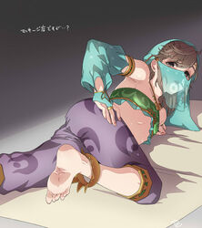  1boy bad_id bad_pixiv_id barefoot brown_hair check_translation cosplay detached_sleeves feet gerudo_set_(zelda) hair_between_eyes hand_on_own_thigh highres kanae_(nijisanji) link link_(cosplay) long_hair looking_at_viewer looking_back lying male_focus mouth_veil nijisanji open_mouth otoko_no_ko see-through shimomoto soles solo teeth the_legend_of_zelda the_legend_of_zelda:_breath_of_the_wild toes translation_request upper_teeth_only veil virtual_youtuber 