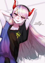  arms_behind_head black_shirt blue_hair blue_shirt character_name collarbone crazy_raccoon fake_horns female head_tilt highres horns long_hair multicolored_hair nappii_(natumikan0508) pink_hair purple_eyes selly55 shirt smile solo streaked_hair tongue tongue_out two-tone_shirt 