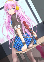  aqua_nails ass bass_guitar black_jacket black_skirt blue_eyes bracelet breasts chain_bracelet chains commentary_request female from_behind hair_between_eyes headset highres instrument jacket jewelry kazm00 leo/need_luka long_hair looking_at_viewer looking_back medium_breasts megurine_luka pantyhose pink_hair project_sekai shirt short_sleeves sitting skirt solo vocaloid white_shirt wristband yellow_headphones 