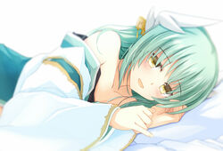  :d bare_shoulders blurry blush clenched_hand collarbone commentary_request depth_of_field detached_sleeves eyebrows eyes_visible_through_hair fate/grand_order fate_(series) female fuji_kakei green_hair hair_over_eyes kiyohime_(fate) long_hair looking_at_viewer lying on_side open_mouth pinky_out smile solo white_background yellow_eyes 