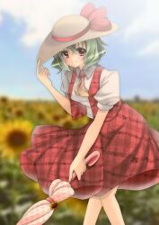  ascot bow closed_umbrella commentary_request female flower green_hair hat hat_bow hat_tip highres kazami_yuuka plaid plaid_skirt plaid_vest red_eyes short_hair skirt skirt_set smile solo straw_hat sunflower suzuki_nene touhou umbrella vest 