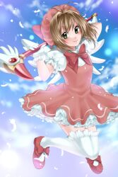  brown_hair cardcaptor_sakura commentary_request dress female full_body fuuin_no_tsue green_eyes hat highres kinomoto_sakura kinomoto_sakura_(magic_dream_costume) magical_girl pink_hat short_hair solo thighhighs wand wasabi_(legemd) wings 