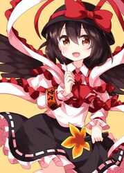  :d ascot black_hair black_hat black_skirt black_wings bow commentary_request cosplay female frilled_skirt frills hagoromo hair_between_eyes hand_fan hat hat_bow hat_ribbon highres juliet_sleeves long_sleeves looking_at_viewer nagae_iku nagae_iku_(cosplay) open_mouth orange_eyes puffy_sleeves red_ascot red_bow red_ribbon ribbon ruu_(tksymkw) shameimaru_aya shawl short_hair simple_background skirt smile solo touhou wings yellow_background 