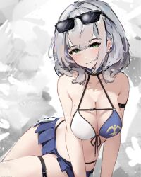  bare_shoulders bikini black_bikini blush breasts cleavage closed_mouth commentary english_commentary eyewear_on_head female front-tie_top green_eyes grey_hair hair_between_eyes highleg highleg_bikini highres hololive jewelry large_breasts looking_at_viewer mole mole_on_breast multicolored_bikini necklace off_shoulder official_alternate_costume shirogane_noel shirogane_noel_(summer_2020) short_hair side-tie_bikini_bottom smile solo stomach sunglasses swimsuit thigh_strap thighs two-tone_bikini umbra_heartt virtual_youtuber white_bikini 