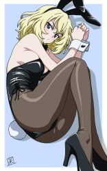  absurdres alternate_costume animal_ear_hairband animal_ears ass black_bow black_bowtie black_leotard black_shoes blonde_hair blue_background blue_eyes blush bow bowtie breasts brown_pantyhose closed_mouth commentary_request fake_animal_ears female girls_und_panzer hairband high_heels highres large_breasts leotard looking_at_viewer maita medium_hair oshida_(girls_und_panzer) pantyhose playboy_bunny rabbit_ear_hairband rabbit_ears rabbit_tail shoes solo strapless strapless_leotard tail thighs white_wrist_cuffs wrist_cuffs 