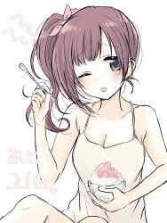  ;p baran._(ba_ra_ran) blush bow bowl brain_freeze breasts brown_eyes brown_hair camisole cleavage closed_mouth commentary_request countdown female food hairbow highres holding holding_bowl holding_spoon idolmaster idolmaster_cinderella_girls igarashi_kyoko knees_up long_hair looking_at_viewer medium_breasts one_eye_closed pink_bow shaved_ice shout_lines side_ponytail simple_background solo spoon tongue tongue_out upper_body white_background white_camisole 