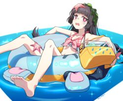  @_@ barefoot bikini black_hair blue_archive blush commentary feet female floating highres innertube looking_at_viewer miyu_(blue_archive) open_mouth penguin_say red_eyes sitting soles solo spread_legs starfish swim_ring swimsuit symbol-only_commentary tearing_up toes water 