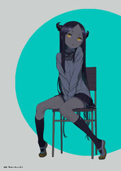  :o black_socks bow bowtie chair dark-skinned_female dark_skin female horns kneehighs kuroboshi_kouhaku long_hair long_sleeves original parted_bangs purple_hair ribbon roroboshi-chan school_uniform shoes short_eyebrows simple_background sitting socks solo sweater_vest twitter_username uwabaki v_arms very_dark_skin very_long_hair yellow_eyes 