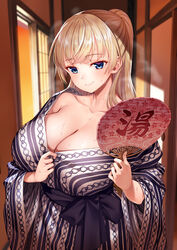  bath_yukata blonde_hair blue_eyes blush breasts commentary_request egasumi female hand_fan highres holding holding_fan huge_breasts japanese_clothes kimono long_hair matsuryuu mayuri_mariani obi original paper_fan ponytail sash shima_(pattern) smile solo steam sweat upper_body yukata 