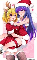  2girls bag blonde_hair blue_eyes blush boots carrying commentary dress eru furude_rika gloves hat heart higurashi_no_naku_koro_ni houjou_satoko long_hair looking_at_another multiple_girls open_mouth purple_eyes santa_costume santa_dress santa_gloves santa_hat short_hair simple_background smile sparkle yuri 