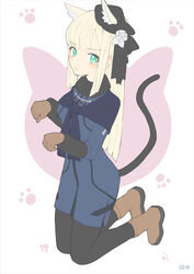  animal_ear_fluff animal_ears artist_name black_hat black_pantyhose blonde_hair blue_jacket blunt_bangs blush boots breasts brown_footwear brown_gloves cat_ears cat_girl cat_tail commentary dopoing fate/grand_order fate_(series) female flower full_body gloves green_eyes hair_flower hair_ornament hat highres jacket kneeling long_hair long_sleeves looking_at_viewer medium_breasts mini_hat pantyhose paw_pose paw_print reines_el-melloi_archisorte rose solo tail tail_raised white_flower white_rose 