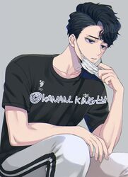  1boy black_eyes black_hair commentary_request grey_background haikyuu!! kakan_king korean_commentary looking_away male_focus mask mask_pull mouth_mask parted_lips sakusa_kiyoomi shirt short_hair simple_background sitting solo t-shirt twitter_username 