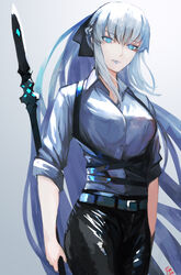  alternate_costume belt belt_buckle blue_eyes blue_lips bow braid buckle collared_shirt fate/grand_order fate_(series) female gradient_background hair_between_eyes hairbow highres holding holding_staff long_hair moedredd morgan_le_fay_(fate) ponytail shirt simple_background solo staff white_hair 