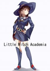  blunt_bangs boots brown_hair commentary_request contrapposto copyright_name female full_body hands_on_own_hips hat kagari_atsuko knee_boots little_witch_academia looking_at_viewer red_eyes shirowa smile solo standing thighs white_background wide_sleeves witch witch_hat 