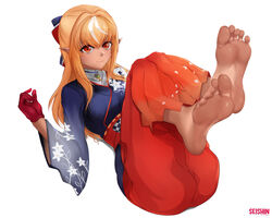  artist_logo artist_name barefoot blonde_hair blue_kimono bow breasts closed_mouth commentary dark-skinned_female dark_skin eyelashes feet feet_up female floral_print foot_focus foreshortening full_body gloves hair_between_eyes hairbow hakama hakama_skirt hand_up hololive japanese_clothes kimono legs_together long_hair long_sleeves looking_at_viewer multicolored_hair obi pointy_ears print_kimono red_eyes red_gloves red_hakama sash seishinashi shiranui_flare shiranui_flare_(new_year) simple_background skirt smile soles solo streaked_hair toenails toes virtual_youtuber white_background white_hair wide_sleeves 