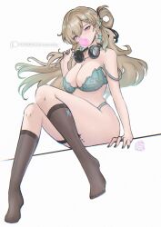  absurdres asymmetrical_bangs black_nails blonde_hair blowing_bubble_gum blush bra braid braided_bangs breasts chascoby chewing_gum earclip earrings female green_bra green_panties hair_rings headphones headphones_around_neck highres jewelry kneehighs large_breasts lingerie long_hair lynae_(wuthering_waves) panties purple_eyes shirt simple_background single_hair_ring socks star_(symbol) star_earrings strap_slip tacet_mark_(wuthering_waves) thigh_strap toes underwear white_background wuthering_waves 