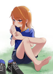  aketa_chika bare_legs barefoot blush feet female grass hands_on_feet highres idolmaster idolmaster_cinderella_girls long_hair orange_hair purple_eyes shoes short_shorts shorts sitting smelling_feet soccer_uniform solo sportswear sweat toes tomboy unworn_legwear unworn_shoes yuuki_haru 