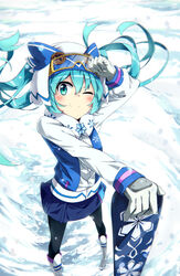  commentary_request female goggles hatsune_miku highres long_hair one_eye_closed photoshop_(medium) snowboard solo tomato_(lsj44867) twintails very_long_hair vocaloid winter_clothes yuki_ga_tokeru_mae_ni_(vocaloid) yuki_miku yuki_miku_(2016) 