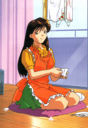  1990s_(style) apron brown_eyes brown_hair cup day female highres holding holding_cup indoors kurihara_mari long_hair looking_at_viewer non-web_source official_art photoshop_(medium) retro_artstyle saucer scan short_sleeves sitting smile solo spoon super_real_mahjong tanaka_ryou teacup wooden_floor yokozuwari 