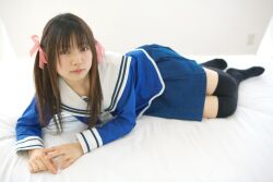  bed cosplay hair_ribbon hair_ribbons photo ribbon sailor sailor_uniform sakura_yayoi school_uniform serafuku thigh-highs thighhighs twintails zettai_ryouiki 