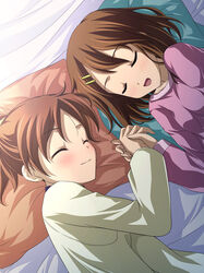  2girls bad_id bad_pixiv_id bed blush brown_hair hair_ornament hairclip happy highres hirasawa_ui hirasawa_yui holding_hands k-on! lying multiple_girls pajamas photoshop_(medium) pillow short_hair siblings sisters sleeping tsuda_akira 