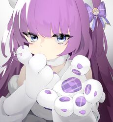  animal_hands azur_lane blue_bow blue_eyes bow cat_paws commentary dress female gloves grey_background hairband hairbow half-closed_eyes long_hair looking_at_viewer paw_gloves plaid plaid_bow purple_hair sidelocks simple_background solo tashkent_(azur_lane) tashkent_(muse)_(azur_lane) upper_body viroa white_dress 