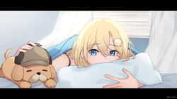  bed_sheet blonde_hair blue_eyes bob_cut bubba_(watson_amelia) canine curtains deerstalker female hair_ornament hat highres hololive hololive_english letterboxed orinte petting pillow under_covers virtual_youtuber watson_amelia watson_amelia_(1st_costume) window 