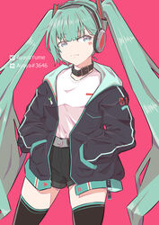  39 :3 absurdres aqua_eyes aqua_hair ayayayume belt belt_collar black_jacket black_shorts character_name collar cowboy_shot discord discord_logo discord_username facial_tattoo female hair_ornament hands_in_pockets hatsune_miku headphones highres jacket long_hair red_background shirt short_shorts shorts sideways_glance skindentation smile solo spring_onion tattoo twintails twitter_username very_long_hair vocaloid white_shirt 