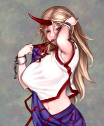  arm_up armpits biting blonde_hair breasts chains clothes_lift crop_top cuffs envenomist_(gengoroumaru) female grey_background half-closed_eyes highres horns hoshiguma_yuugi large_breasts long_hair looking_at_viewer midriff navel oerba_yun_fang red_eyes shackles shirt single_horn skirt skirt_lift slit_pupils solo teeth touhou 